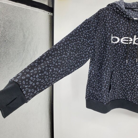 Bebe Sport Women's Grey Leopard Print Long Sleeve Pullover Hooded Sweatshirt 1X - Picture 4 of 7